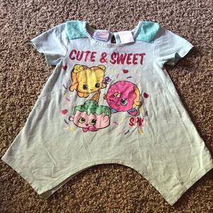 Shopkins Short Sleeve Flowy Light Green Top